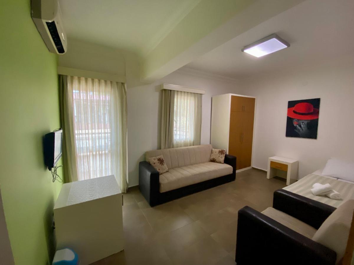 Konfor Suite Otel Cedit Zewnętrze zdjęcie