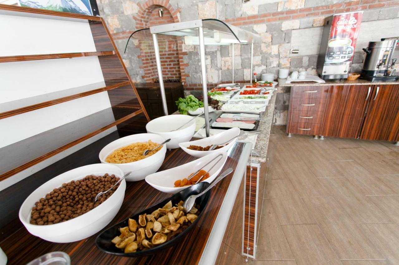 Konfor Suite Otel Cedit Zewnętrze zdjęcie